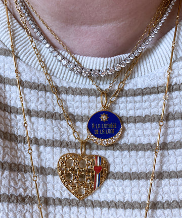 À la Lumière de la Lune Pendant