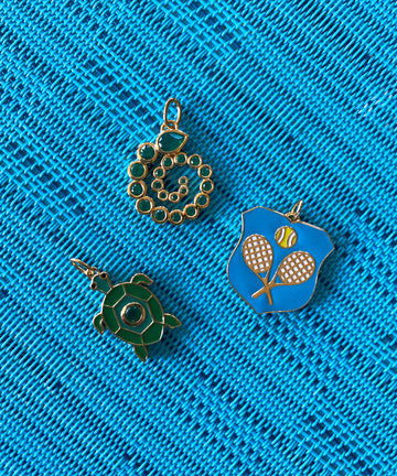 Green Onyx Turtle Pendant